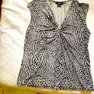 Nue Options sleeveless blouse